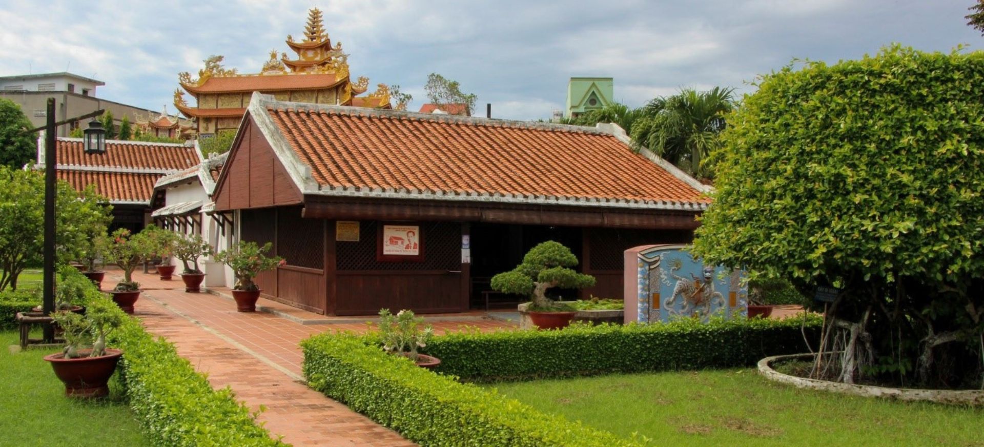 truong-duc-thanh-banner